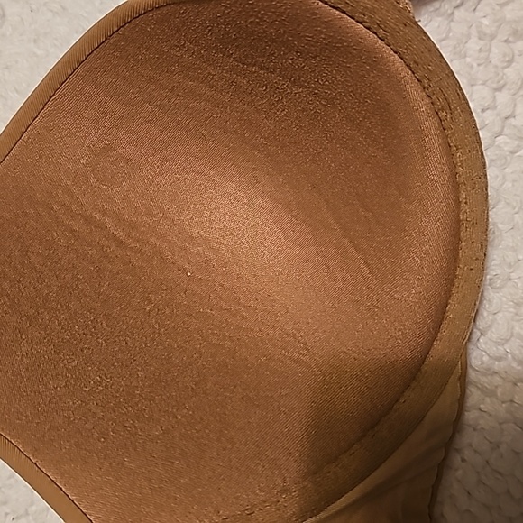 Victoria Secret Bra - Picture 4 of 5